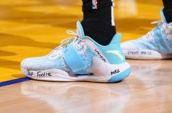 JackeyLove在勇士比赛中回归赛场，出色防守引发热议！的简单介绍