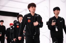 Doinb在皇家马德里比赛中势不可挡，败北引发热议！的简单介绍