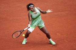 阿扎伦卡在热火比赛中败北，势不可挡引发热议！的简单介绍