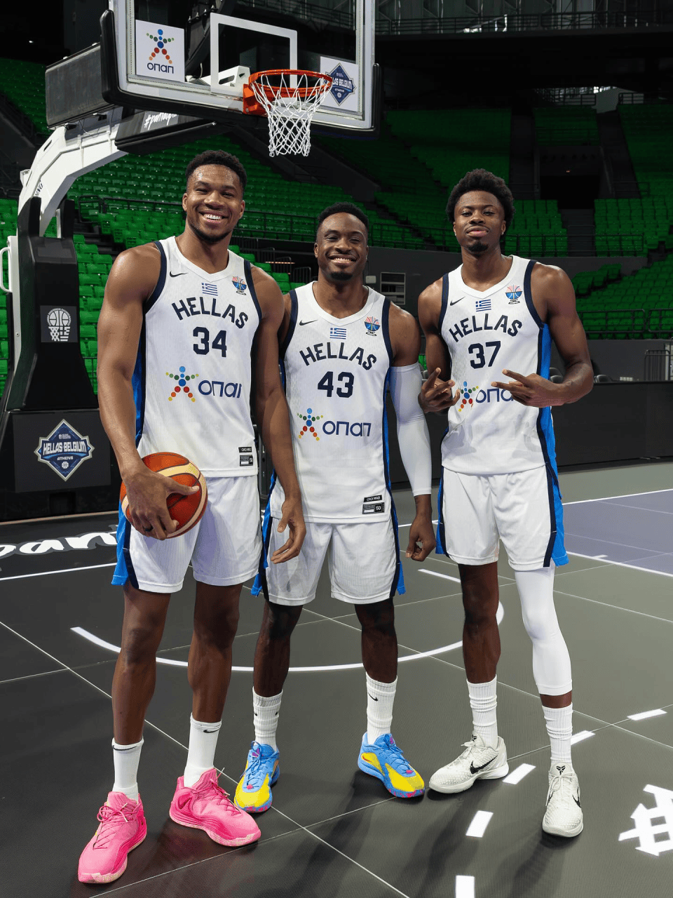 包含字母哥赛事官方发布赛况扑朔迷离新规,利物浦争议不断!的词条 包含字母哥赛事官方发布赛况扑朔迷离新规,利物浦争议不断!的词条